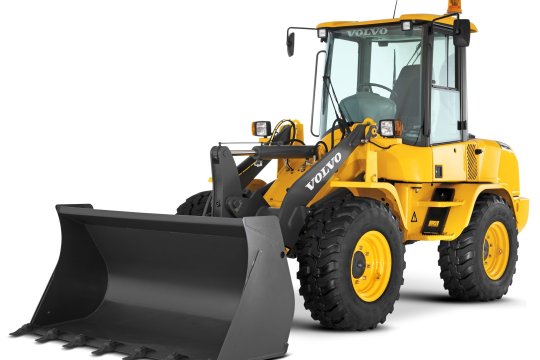 VOLVO L35G - Volvo l30g l35g linksvoor 3 - Volvo L35G